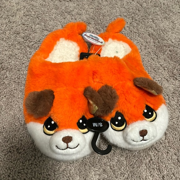 Cutie Pet-Tudies NWT Kids Slippers - Picture 1 of 2
